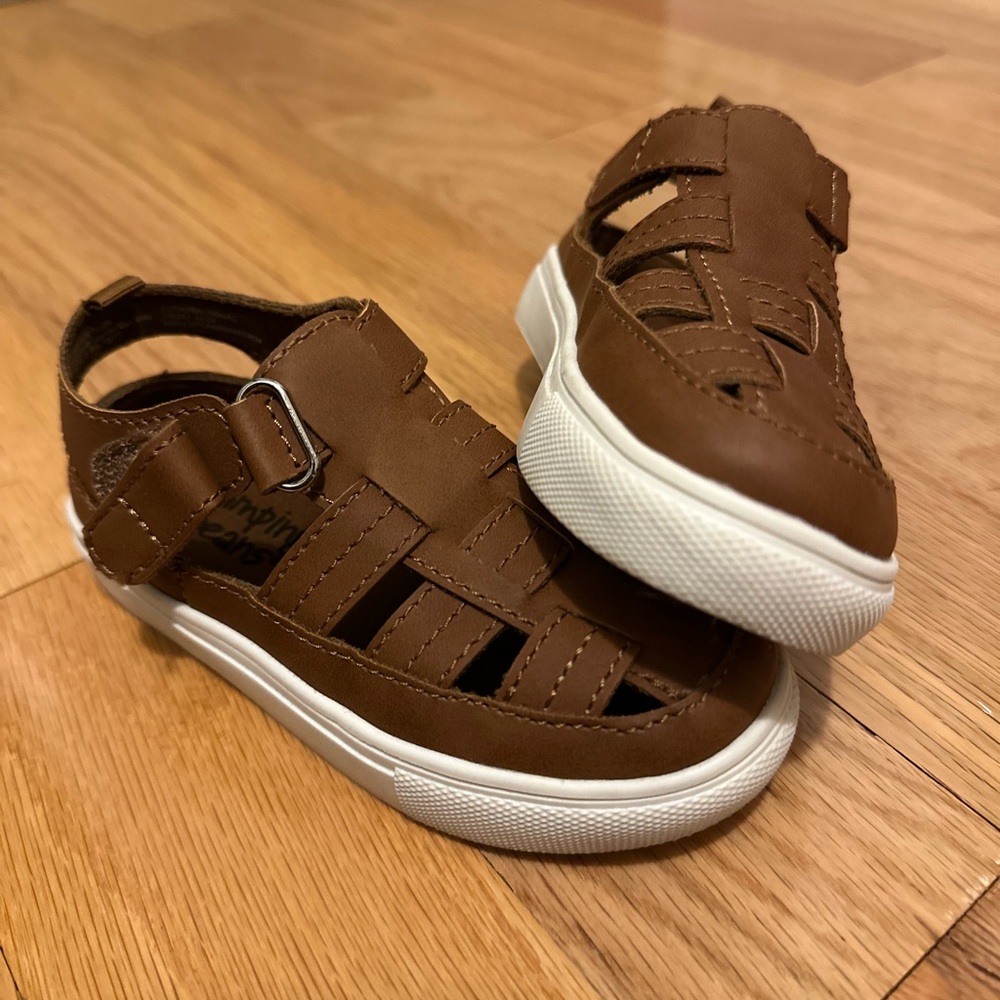 Tan Boys sandals size 7